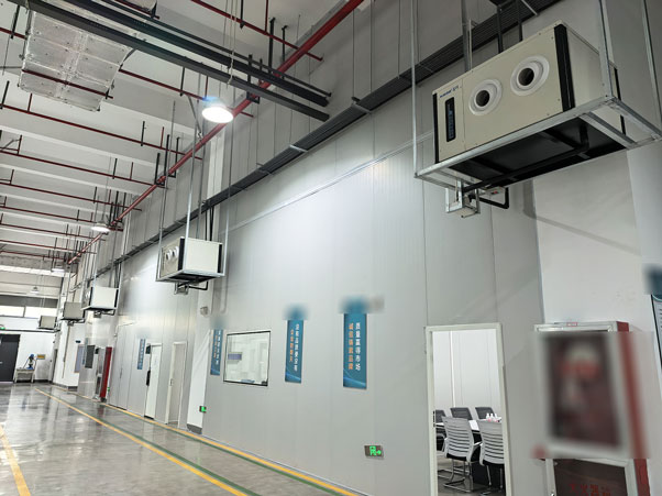 半導(dǎo)體生產(chǎn)車間整體控溫降溫，應(yīng)用工業(yè)蒸發(fā)冷省電空調(diào)臥式射流機(jī)