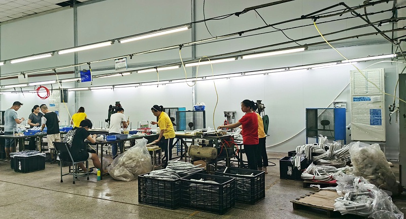 星科工業(yè)省電空調(diào)節(jié)能40%-60%-廠房車間降溫案例